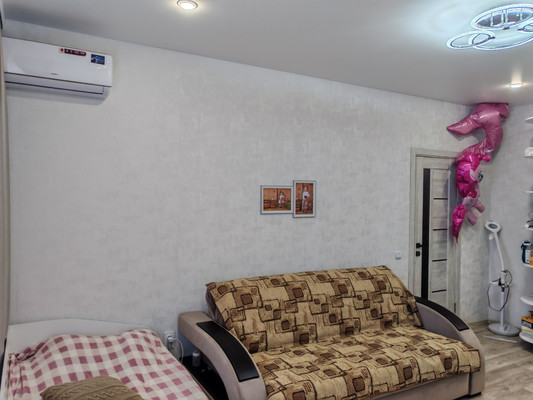 Продам однокомнатную (1-комн.) квартиру, Луначарского ул, 177Бк3, Батайск г