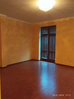 Продам трехкомнатную (3-комн.) квартиру, Козихинский Б. пер, 3, Москва г