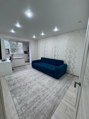 Продам двухкомнатную (2-комн.) квартиру, Булатниковский проезд, 6к1, Москва г