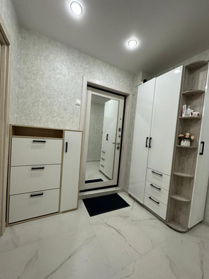 Продам двухкомнатную (2-комн.) квартиру, Булатниковский проезд, 6к1, Москва г