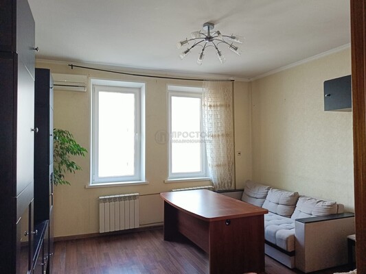 Продам двухкомнатную (2-комн.) квартиру, Вилора Трифонова ул, 6, Красногорск г