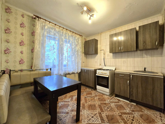 Продам двухкомнатную (2-комн.) квартиру, Ленина пр-кт, 41, Тосно г