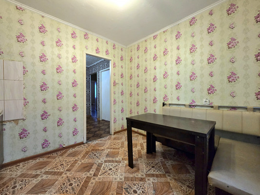 Продам двухкомнатную (2-комн.) квартиру, Ленина пр-кт, 41, Тосно г