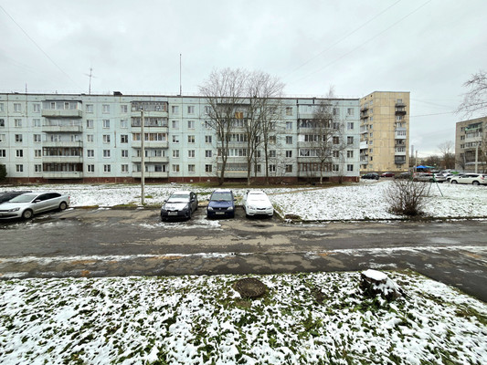 Продам двухкомнатную (2-комн.) квартиру, Ленина пр-кт, 41, Тосно г