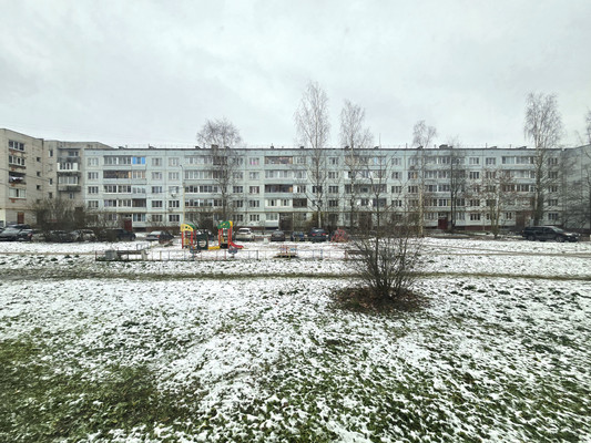 Продам двухкомнатную (2-комн.) квартиру, Ленина пр-кт, 41, Тосно г