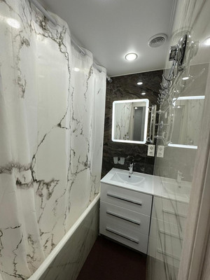 Продам двухкомнатную (2-комн.) квартиру, Булатниковский проезд, 6к1, Москва г