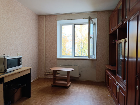 Сдам комнату в 2-комн. квартире, Садовая ул, 2, Металлострой п