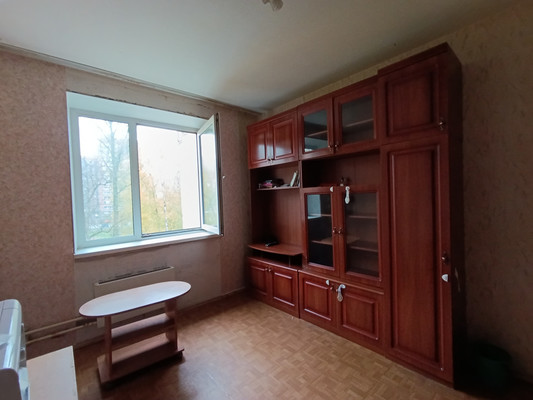 Сдам комнату в 2-комн. квартире, Садовая ул, 2, Металлострой п