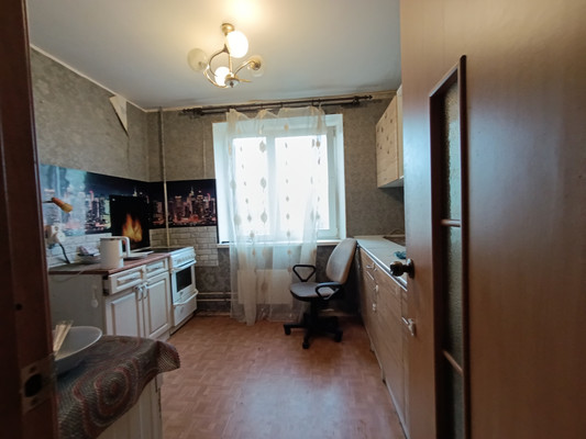 Сдам комнату в 2-комн. квартире, Садовая ул, 2, Металлострой п