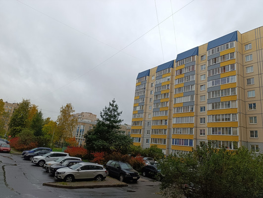 Сдам комнату в 2-комн. квартире, Садовая ул, 2, Металлострой п