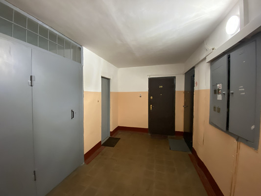 Продам трехкомнатную (3-комн.) квартиру, Черемухина ул, 2, Люберцы г