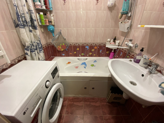 Продам трехкомнатную (3-комн.) квартиру, Черемухина ул, 2, Люберцы г