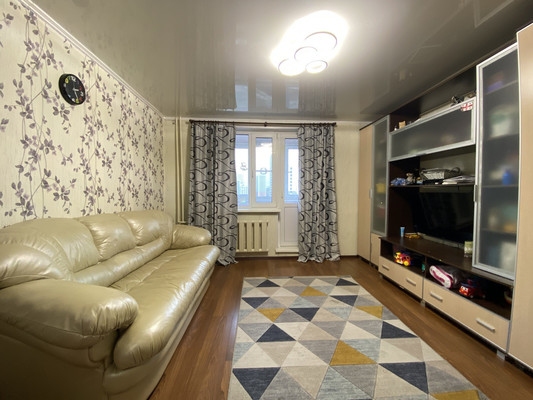 Продам трехкомнатную (3-комн.) квартиру, Черемухина ул, 2, Люберцы г