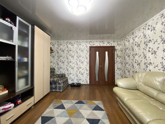 Продам трехкомнатную (3-комн.) квартиру, Черемухина ул, 2, Люберцы г