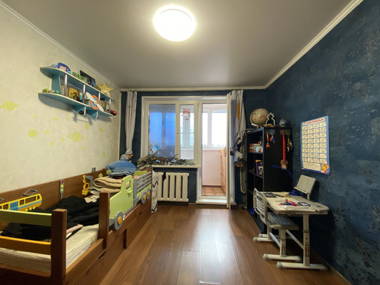 Продам трехкомнатную (3-комн.) квартиру, Черемухина ул, 2, Люберцы г