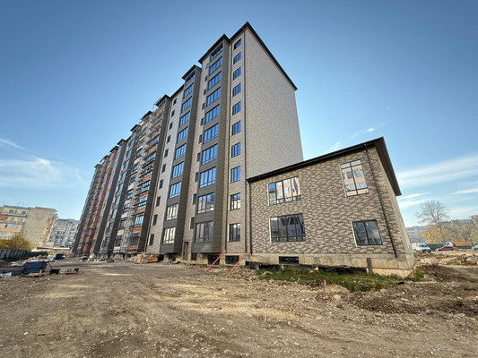 Продам трехкомнатную (3-комн.) квартиру, Ватутина ул, 29кБ, Нальчик г