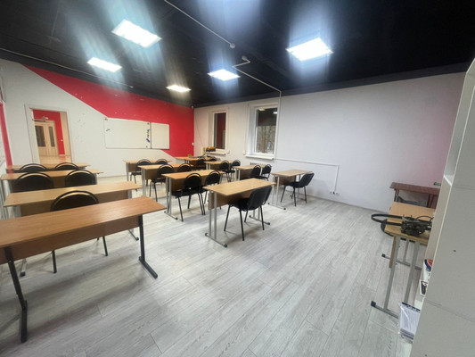 Продам коммерческое помещение 246,3 м2, Советский пр-кт, 40б, Калининград г