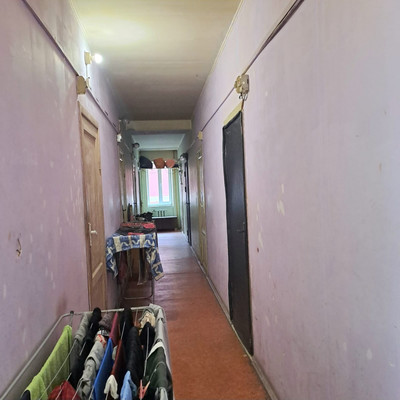 Продам комнату в 8-комн. квартире, Красноармейский пр-кт, 26, Гатчина г