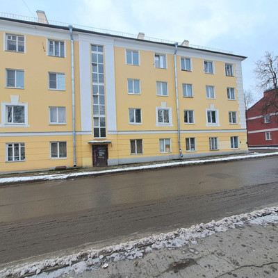 Продам комнату в 8-комн. квартире, Красноармейский пр-кт, 26, Гатчина г