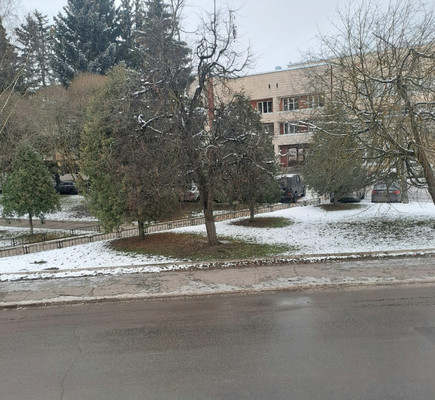 Продам комнату в 8-комн. квартире, Красноармейский пр-кт, 26, Гатчина г