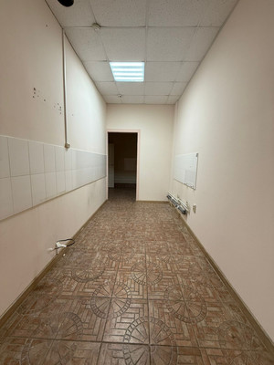 Сдам коммерческое помещение 140 м2, Хади Атласи ул, 9, Казань г