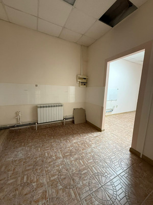 Сдам коммерческое помещение 140 м2, Хади Атласи ул, 9, Казань г