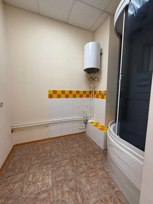 Сдам коммерческое помещение 140 м2, Хади Атласи ул, 9, Казань г