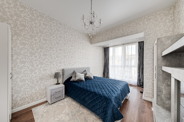 Продам трехкомнатную (3-комн.) квартиру, МФЖК Ангелово-Резиденц тер, 42, Ангелово с