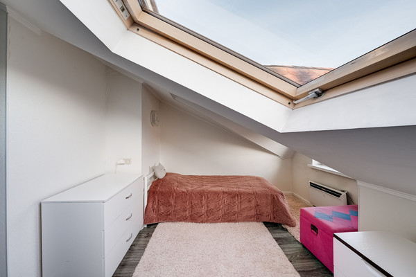 Продам трехкомнатную (3-комн.) квартиру, МФЖК Ангелово-Резиденц тер, 42, Ангелово с