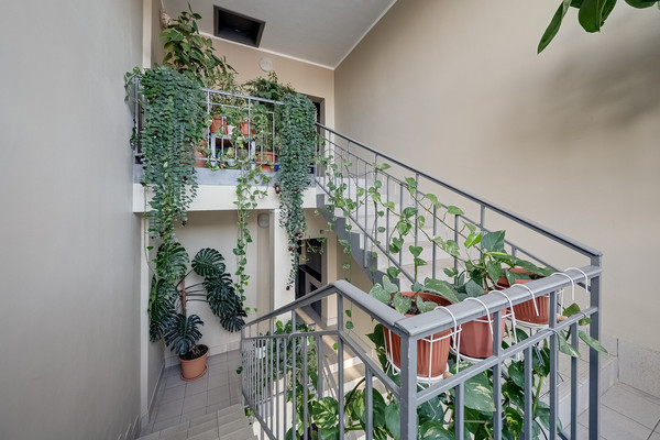 Продам трехкомнатную (3-комн.) квартиру, МФЖК Ангелово-Резиденц тер, 42, Ангелово с