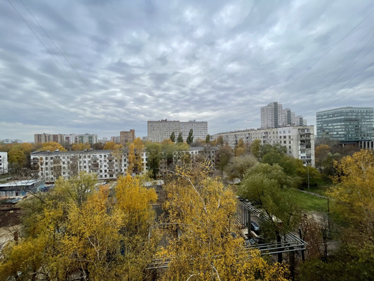 Продам трехкомнатную (3-комн.) квартиру, Братская ул, 17к2, Москва г