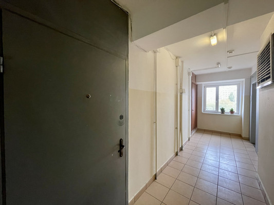 Продам трехкомнатную (3-комн.) квартиру, Братская ул, 17к2, Москва г