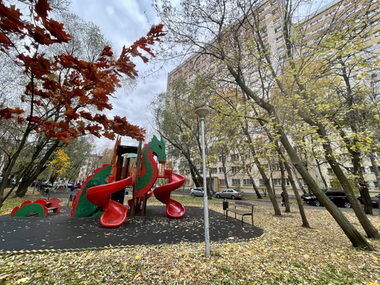 Продам трехкомнатную (3-комн.) квартиру, Братская ул, 17к2, Москва г