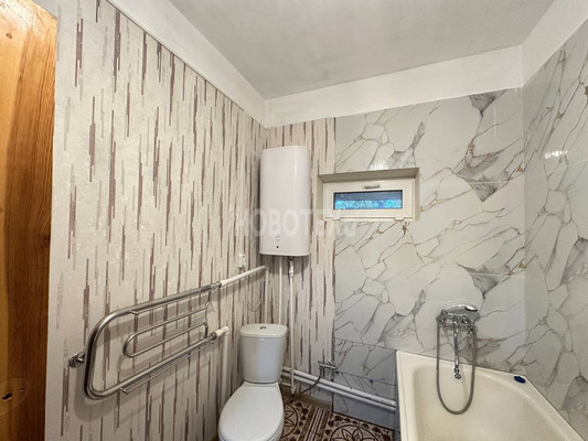 Продам однокомнатную (1-комн.) квартиру, Привокзальная ул, 4кб, Курганинск г