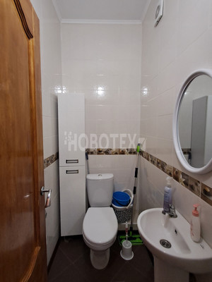 Продам двухкомнатную (2-комн.) квартиру, Кириченко ул, 11А, Горячий Ключ г