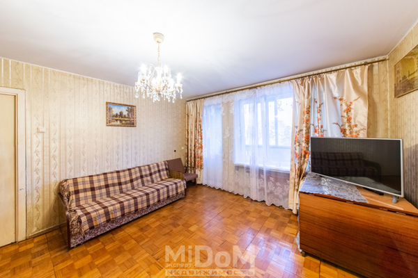 Продам двухкомнатную (2-комн.) квартиру, Художников пр-кт, 20к1, Санкт-Петербург г