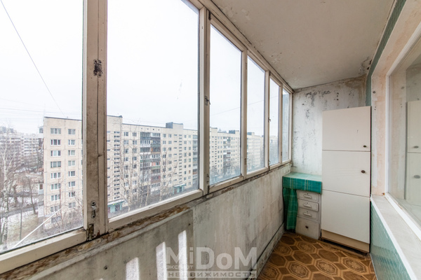 Продам двухкомнатную (2-комн.) квартиру, Художников пр-кт, 20к1, Санкт-Петербург г