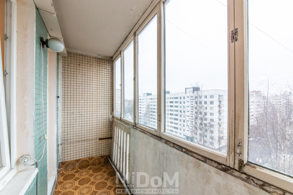 Продам двухкомнатную (2-комн.) квартиру, Художников пр-кт, 20к1, Санкт-Петербург г