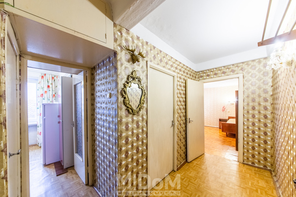 Продам двухкомнатную (2-комн.) квартиру, Художников пр-кт, 20к1, Санкт-Петербург г