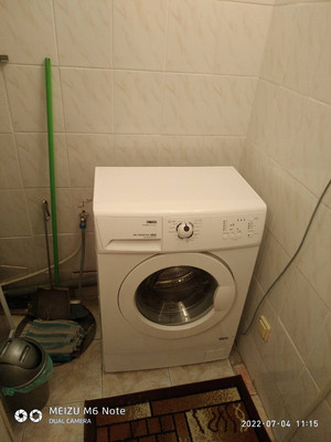 Продам однокомнатную (1-комн.) квартиру, Обская ул, 5, Симферополь г