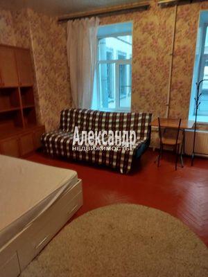 Продам 2-комн. в 3-комн. квартире, 4-я Советская ул, 31-33/10, Санкт-Петербург г