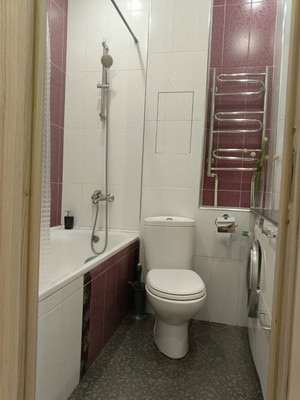 Продам двухкомнатную (2-комн.) квартиру, Каширское ш, 7к1, Москва г