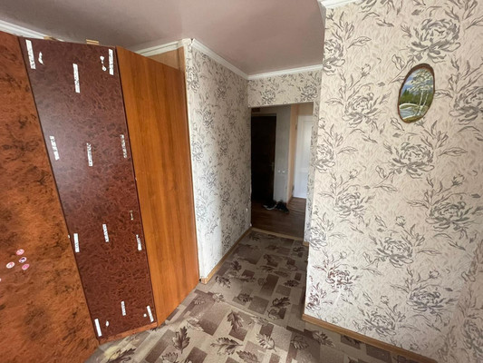 Продам трехкомнатную (3-комн.) квартиру, Краснодарская ул, 89А, Кропоткин г