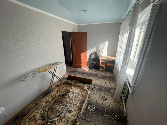 Продам трехкомнатную (3-комн.) квартиру, Краснодарская ул, 89А, Кропоткин г