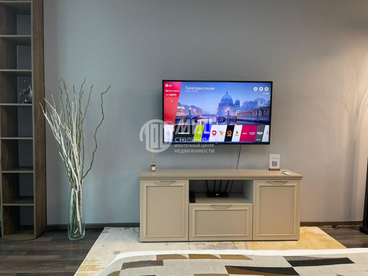 Продам однокомнатную (1-комн.) квартиру, Овражная ул, 47, Новоивановское рп