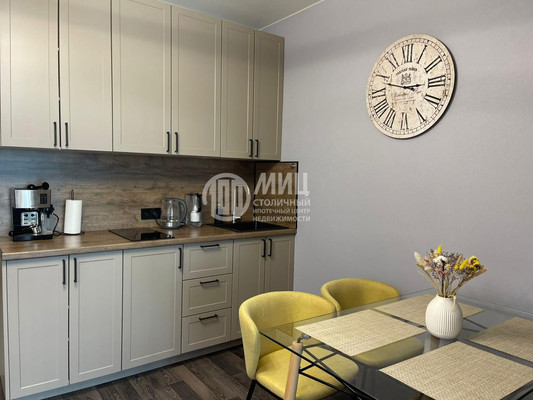 Продам однокомнатную (1-комн.) квартиру, Овражная ул, 47, Новоивановское рп