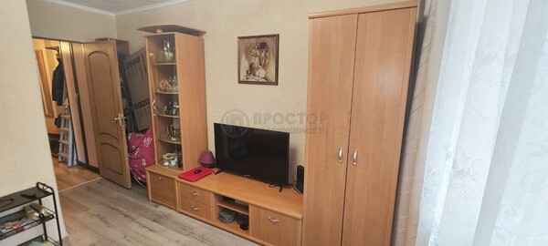 Продам трехкомнатную (3-комн.) квартиру, Конёнкова ул, 19В, Москва г