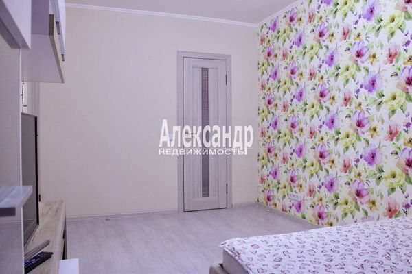 Сдам однокомнатную (1-комн.) квартиру, Воронцовский б-р, 17, Мурино п