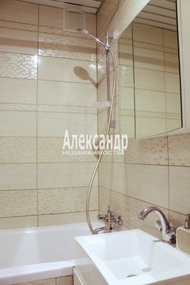 Сдам однокомнатную (1-комн.) квартиру, Воронцовский б-р, 17, Мурино п