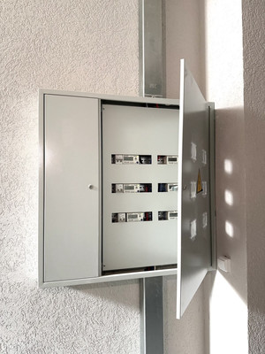 Продам двухкомнатную (2-комн.) квартиру, Солнечная ул, 10к3, Нальчик г